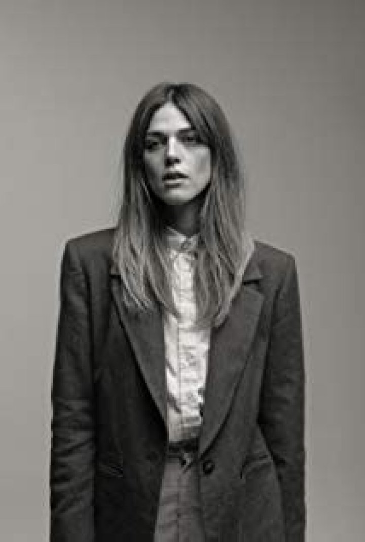 Callie Hernandez Height - CelebsHeight.org
