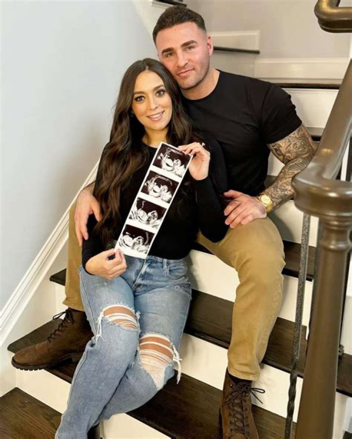 Jersey Shore Star Officially Moving On Without Her Husband