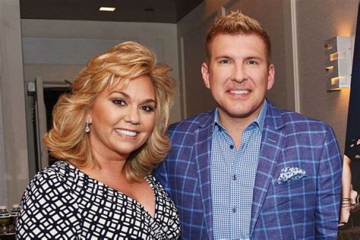 Lindsie Chrisley Affair, Marriage, Divorce, Todd Chrisley & Net worth