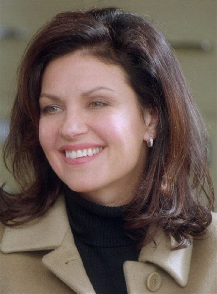 Wendy Crewson photo 2